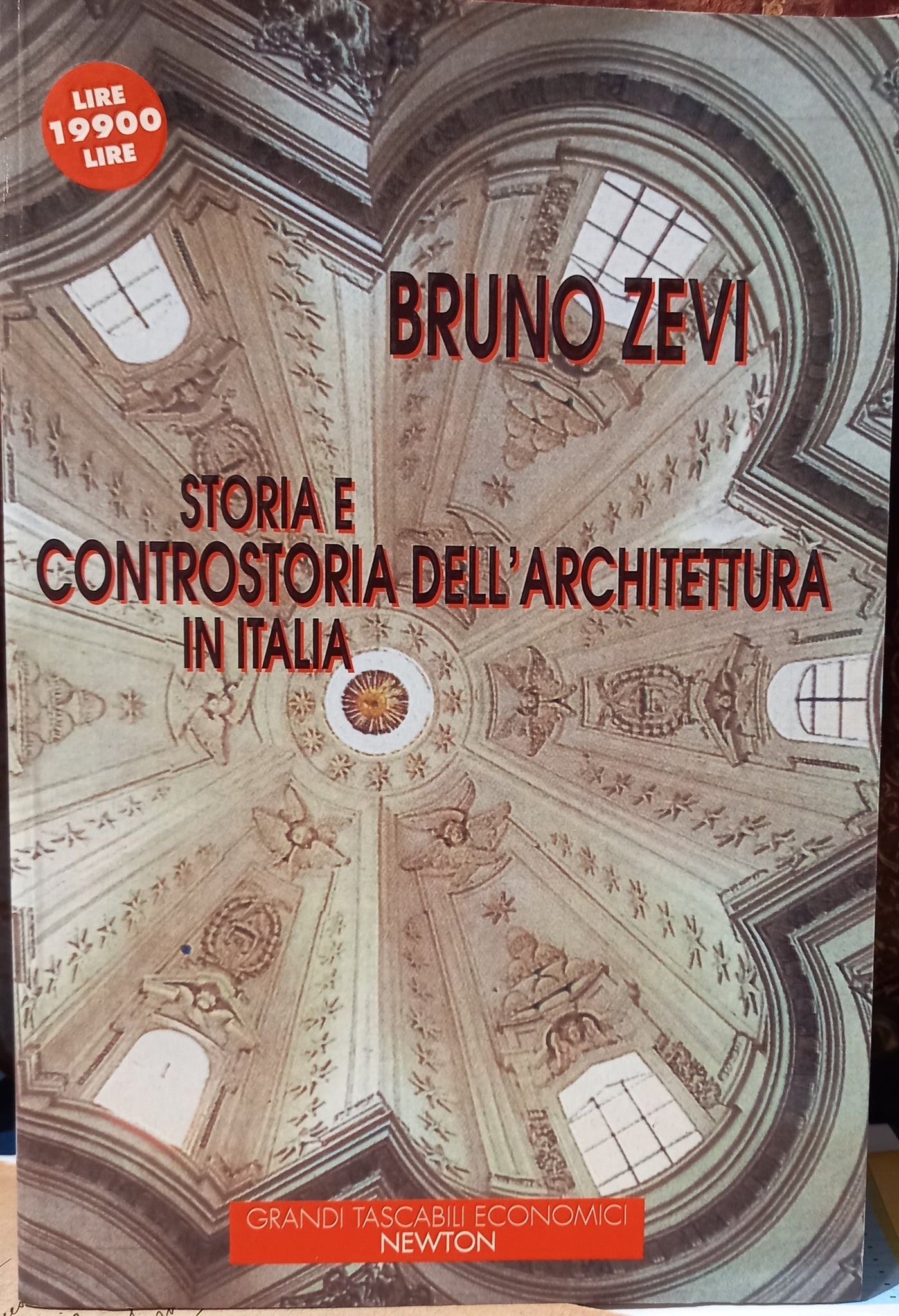 Storia e controstoria dell'architettura in Italia